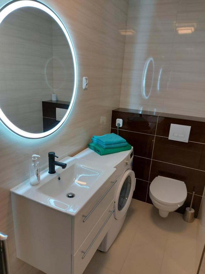Nowy Apartament Jednopokojowy Z Lazienka Swinoujscie Exterior photo